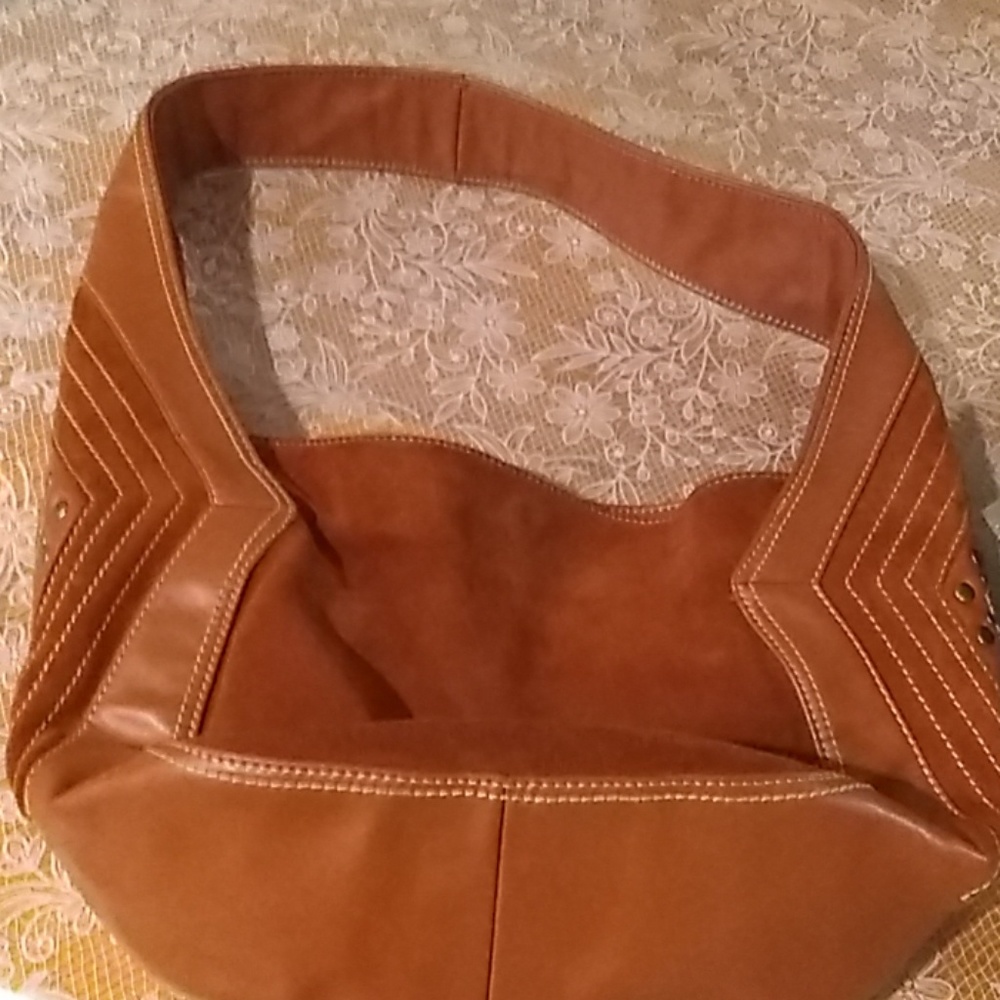 Handbag - Picture 4 of 8